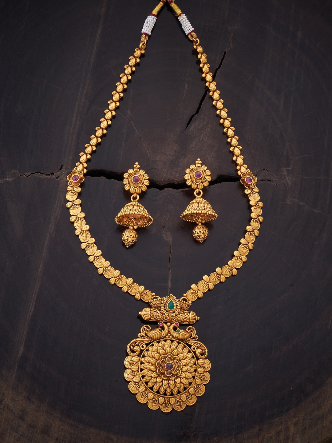 

Kushal's Fashion Jewellery Gold-Toned Green & Red Stone-Studded Jewellery Set