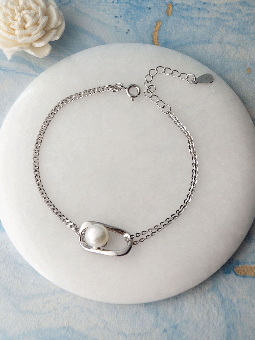 

MANNASH Women Silver-Toned & White Sterling Silver Silver-Plated Link Bracelet