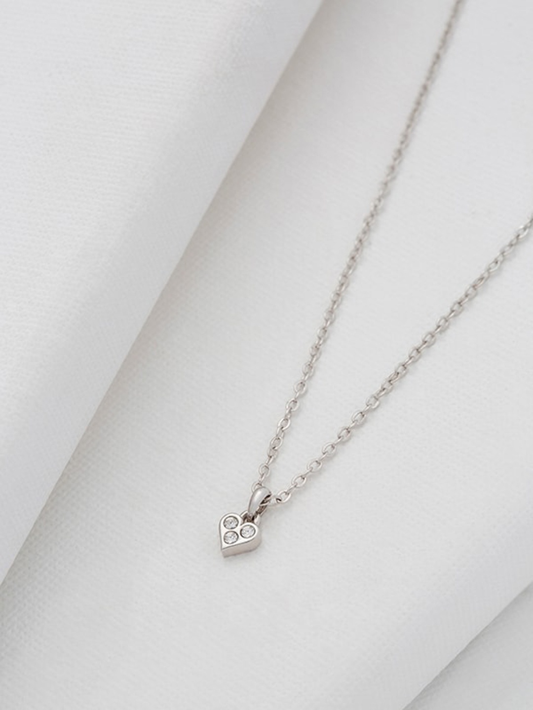

Ted Baker Silver Toned Nano Heart Pendant