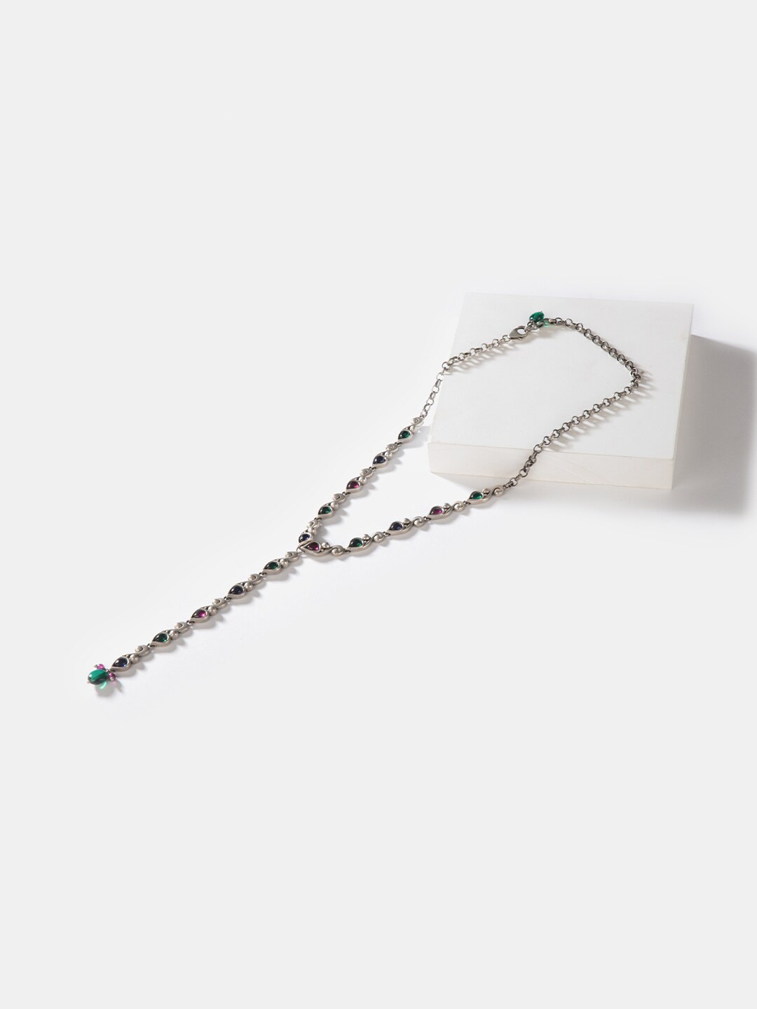 

SHAYA Women Green & Maroon Sterling Silver Oxidised 925 Silver Necklace