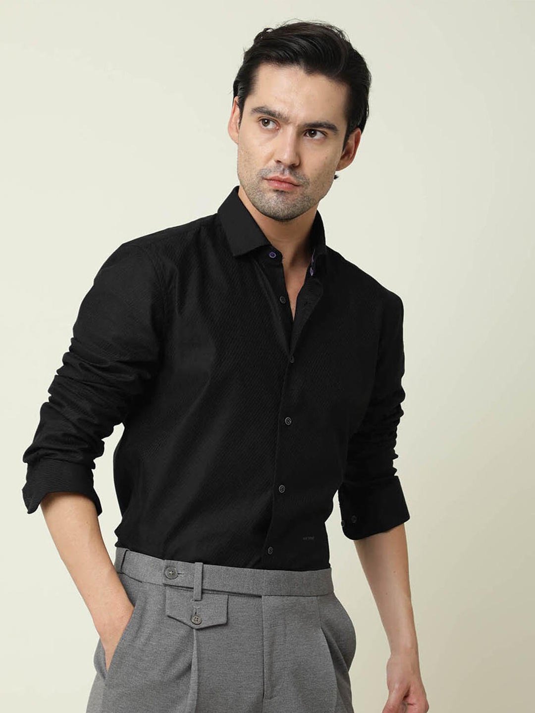 

RARE RABBIT Men Cavy Slim Fit Cotton Formal Shirt, Black