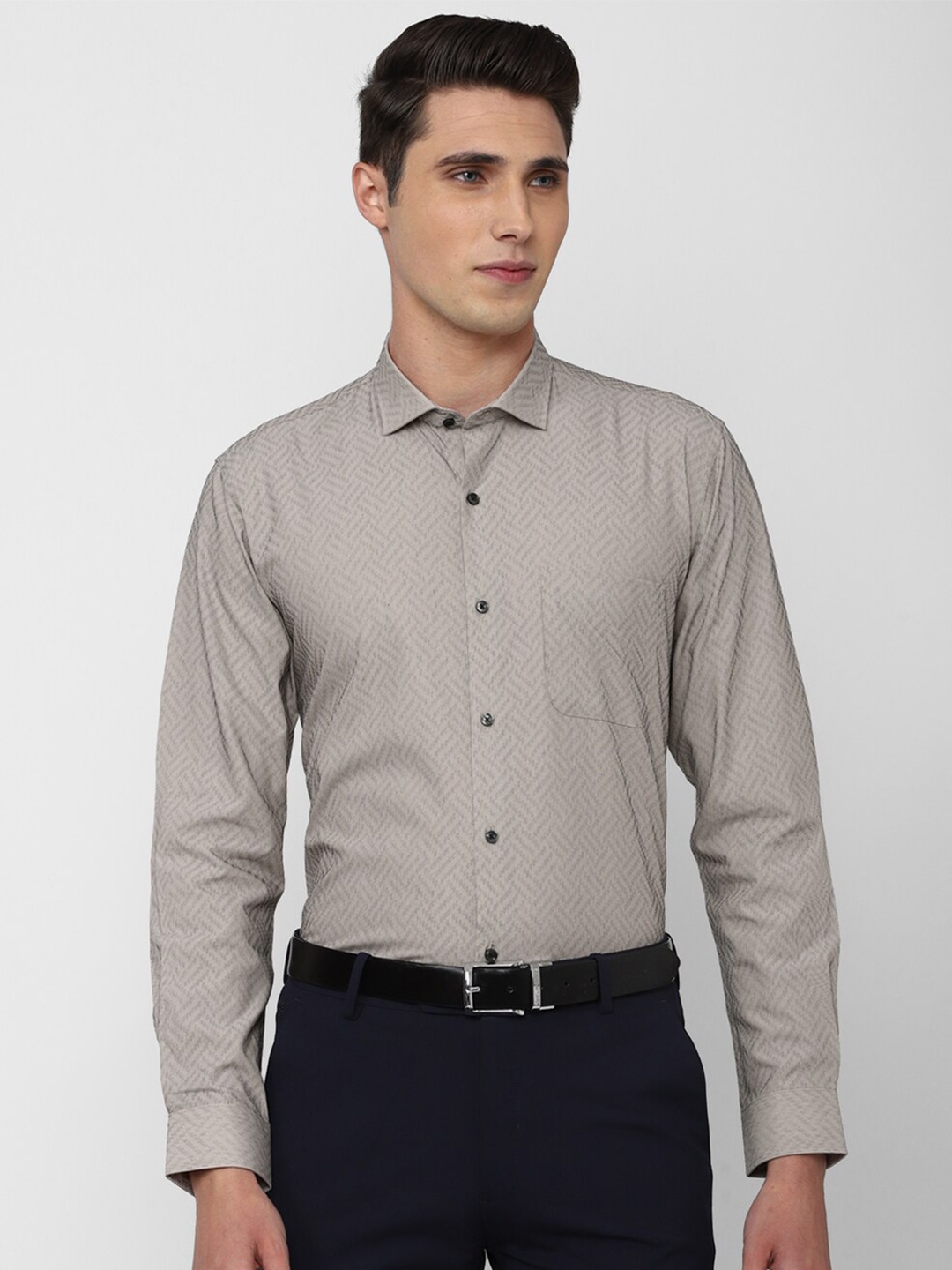 

Peter England Men Grey Printed Formal Shirt