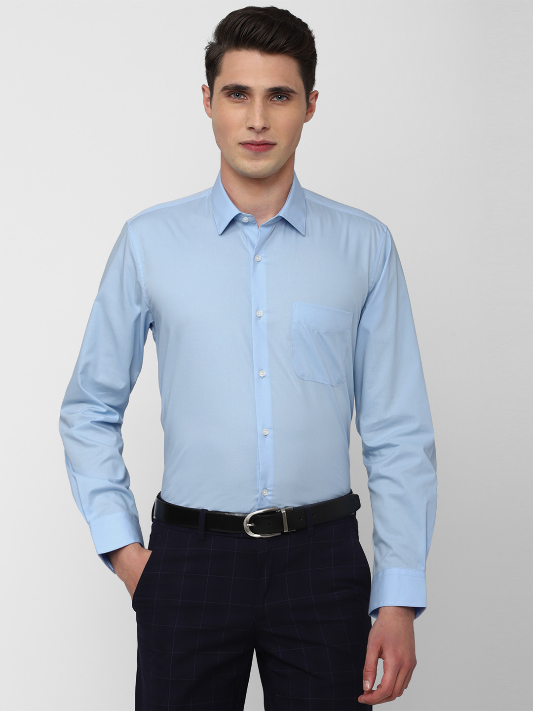 

Peter England Men Blue Solid Formal Shirt