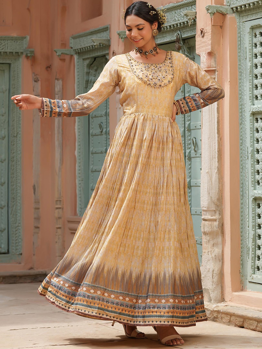 

SCAKHI Women Gold-Toned Ethnic Motifs Printed Shadow Work Anarkali Ethnic Dress