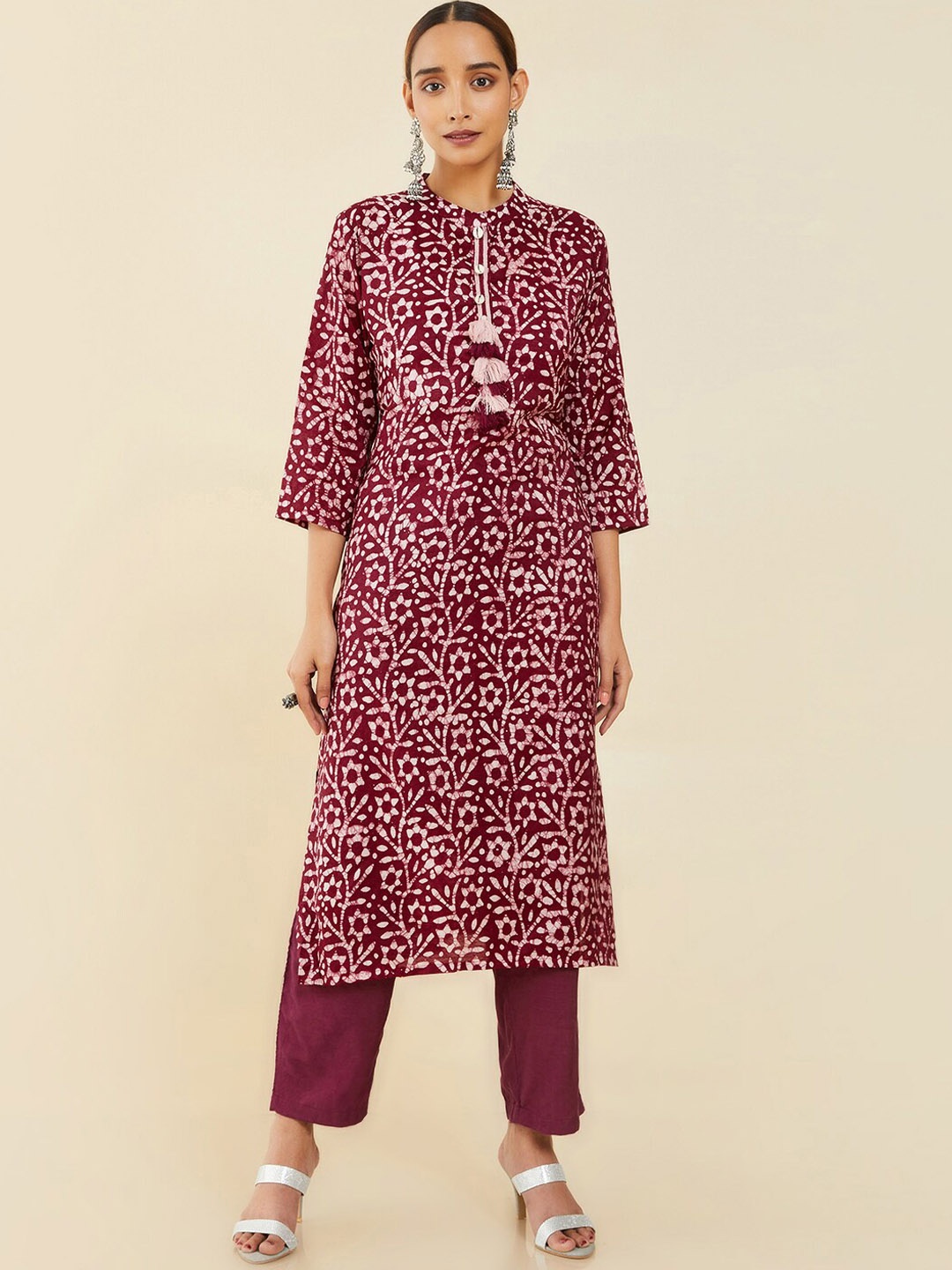 

Soch Women Maroon Floral Printed Kurta with Trousers