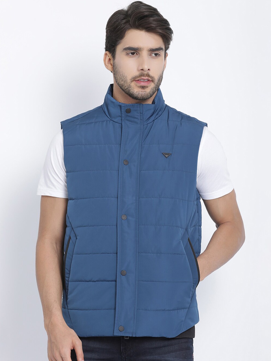 

t-base Men Blue Solid Windcheater Padded Jacket