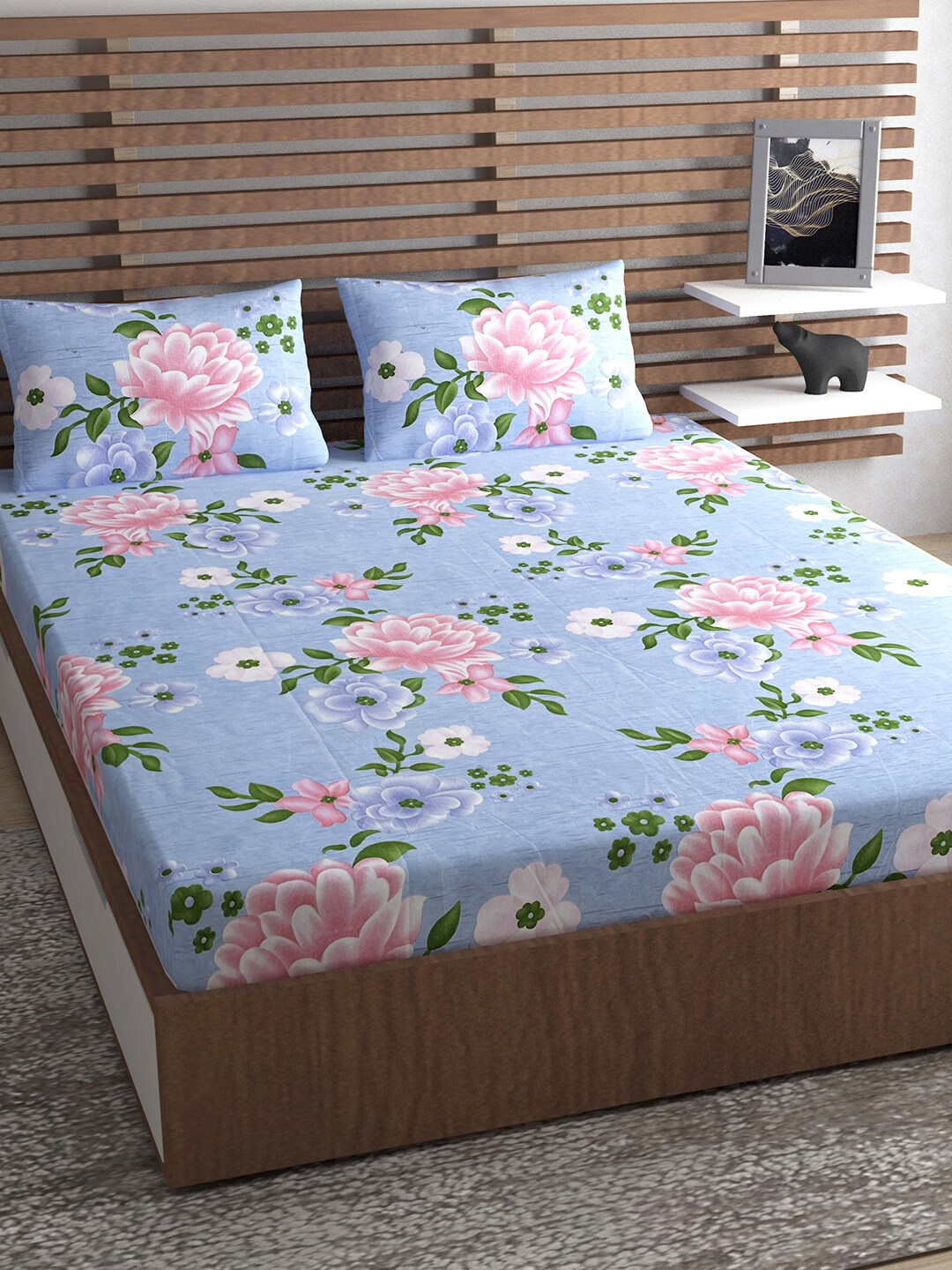 

Urban Magic Blue & Pink Floral Printed 120 TC Queen Bedsheet with 2 Pillow Covers