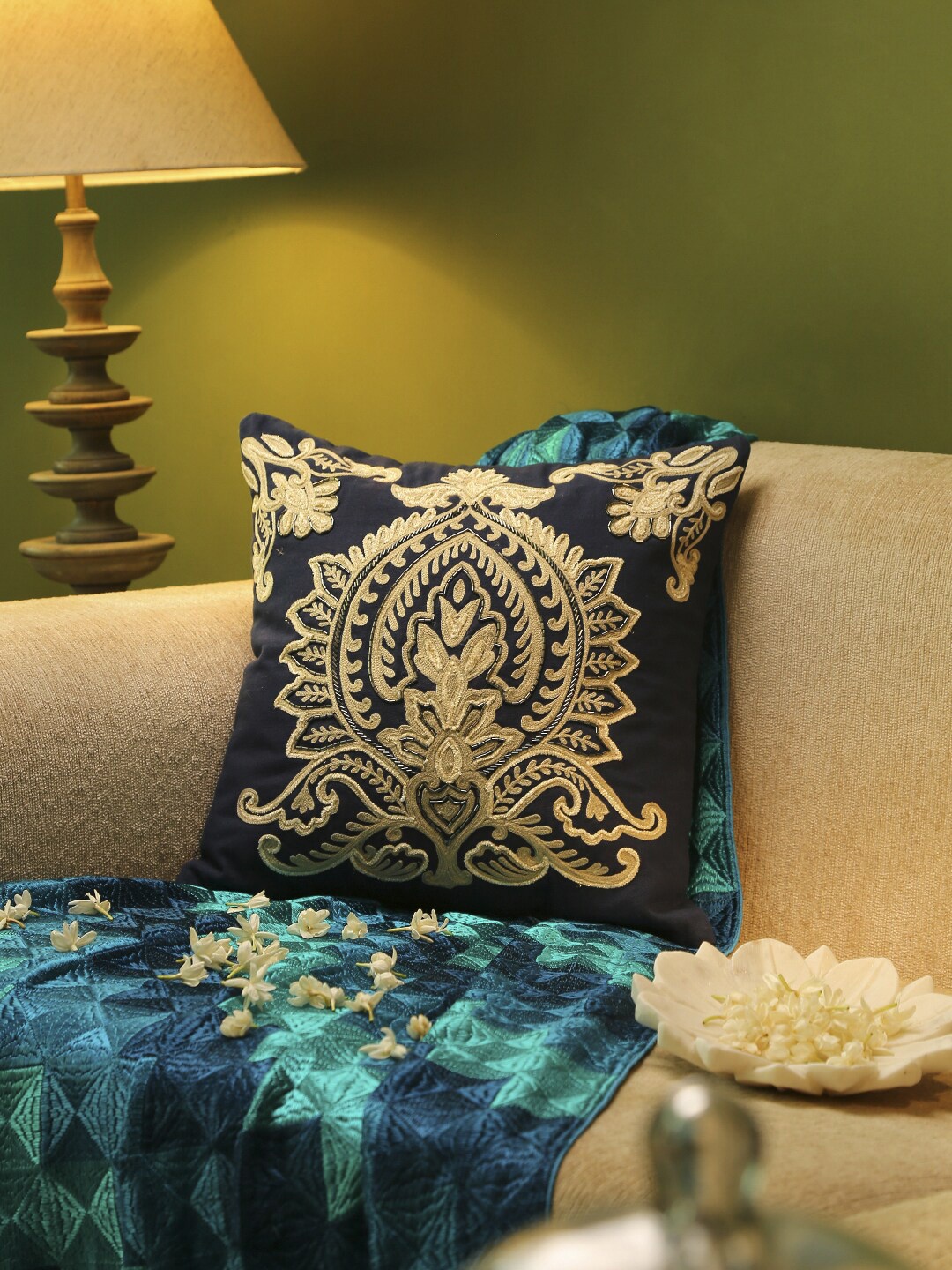 

Amoliconcepts Blue & Gold-Toned Embroidered Square Cushion Covers