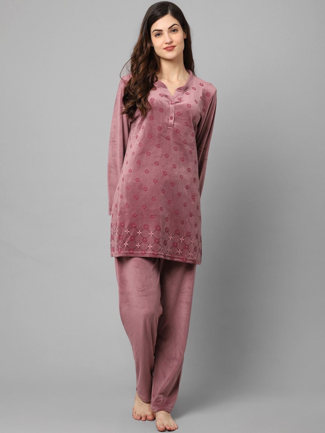 

Kanvin Women Pink Printed Night suit