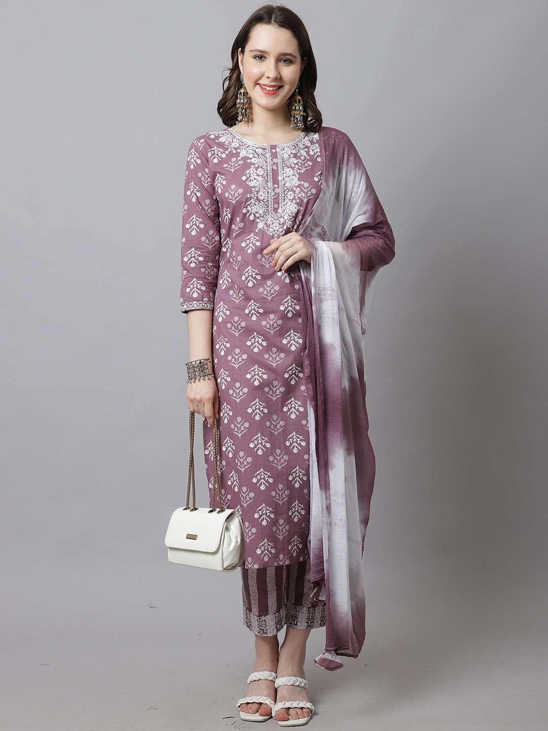 

Rajnandini Women Purple Floral Printed Pure Cotton Kurta with Trousers & With Dupatta