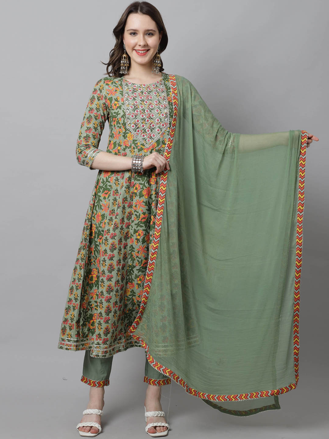 

Rajnandini Women Floral Embroidered Pure Cotton Kurta with Trousers & With Dupatta, Green