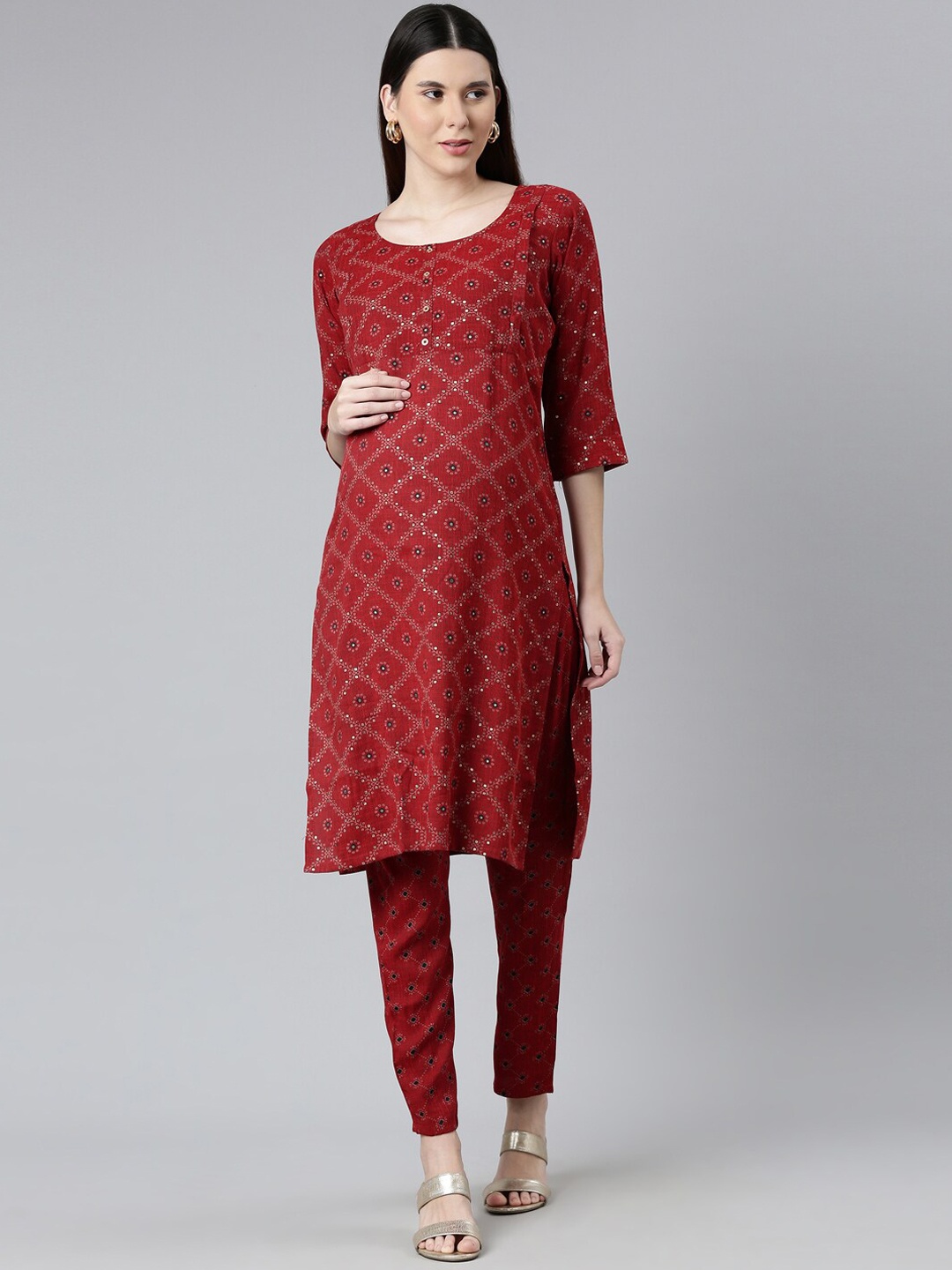 

GOLDSTROMS Women Red Ethnic Motifs Printed Maternity Kurta with Trousers