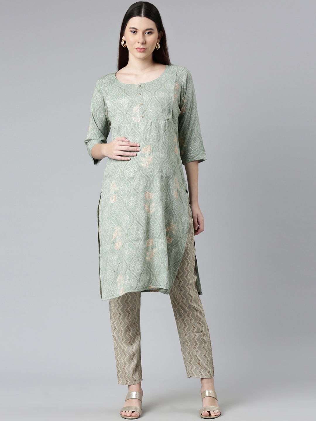 

GOLDSTROMS Women Green Printed maternity Kurta with Trousers