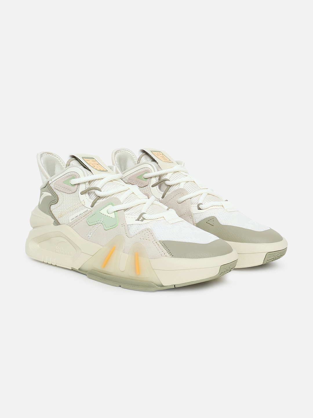 

Anta Men Beige Colourblocked Sneakers
