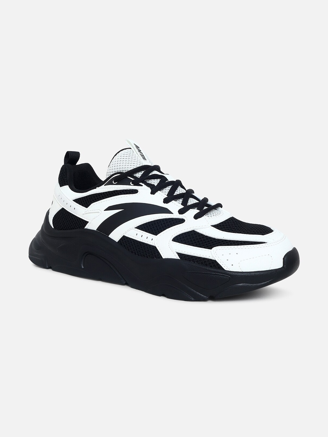 

Anta Men Black & White Colourblocked Sneakers