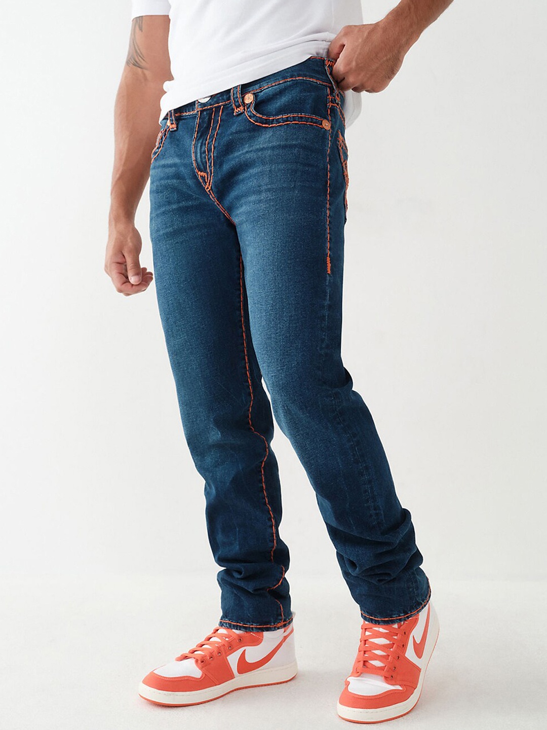 

True Religion Men Super T Rocco Slim Fit Low Distress Light Fade Jeans, Blue