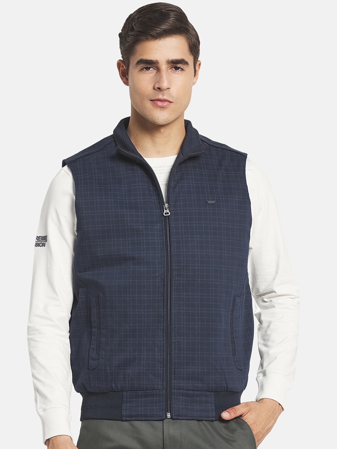 

Monte Carlo Men Navy Blue Checked Sleeveless Bomber Jacket