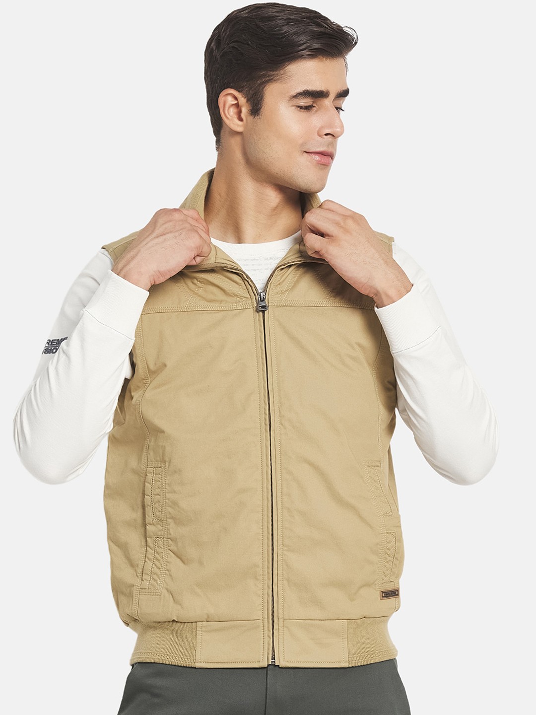 

Monte Carlo Men Brown Sleeveless Bomber Jacket