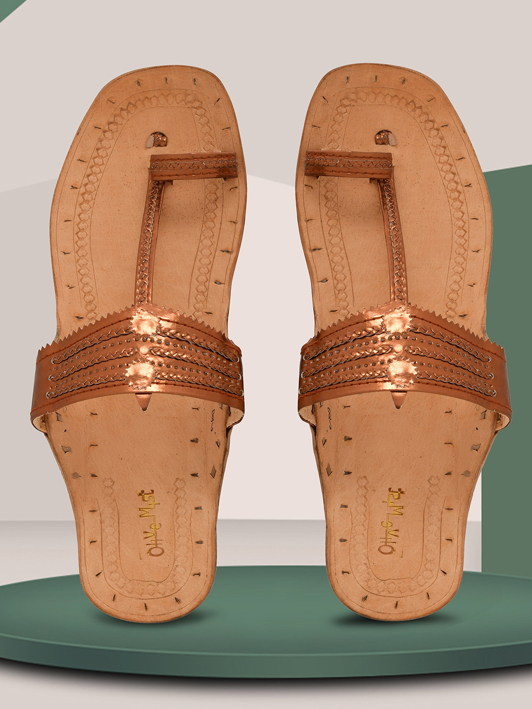

OLIVE MIST Women Copper-Toned Ethnic Handcrafted Leather Kolhapuri One Toe Flats