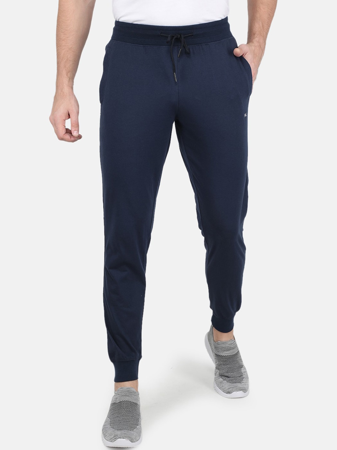 

Monte Carlo Men Solid Cotton Blend Joggers, Navy blue