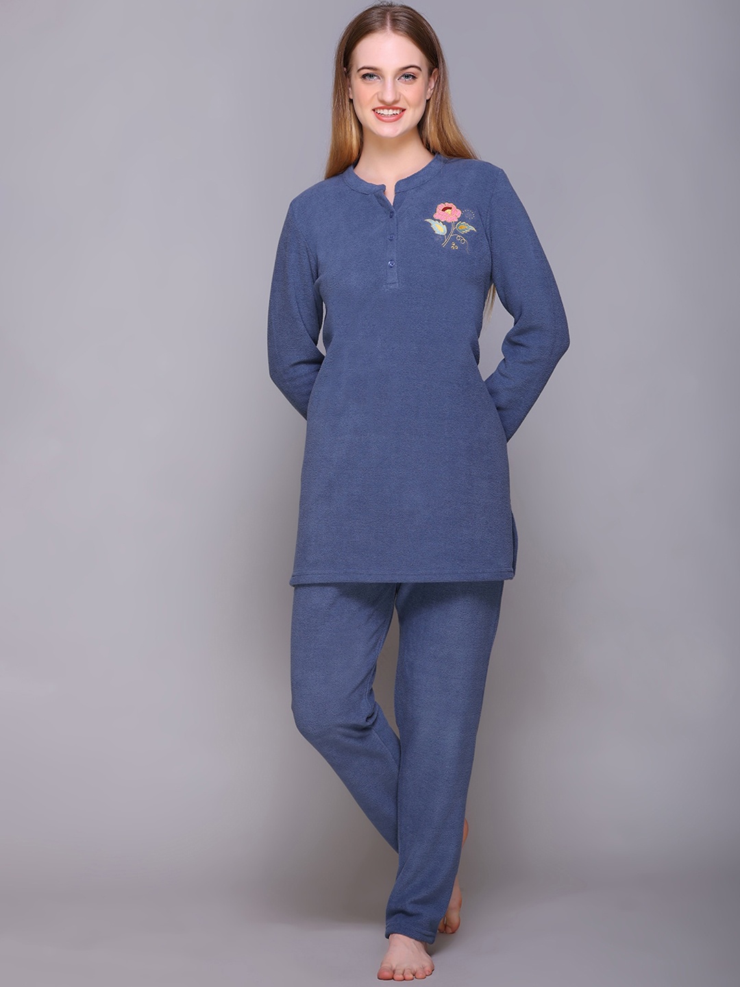 

Kanvin Women Blue & Pink Night suit
