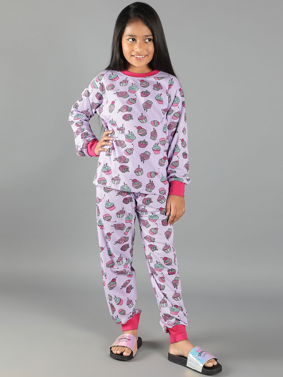 

Ninos Dreams Girls Purple & Pink Printed Full Sleeves T shirt and Jogger