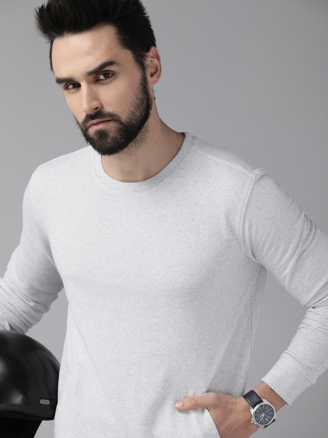 

Roadster Men White Solid Sweatshirt