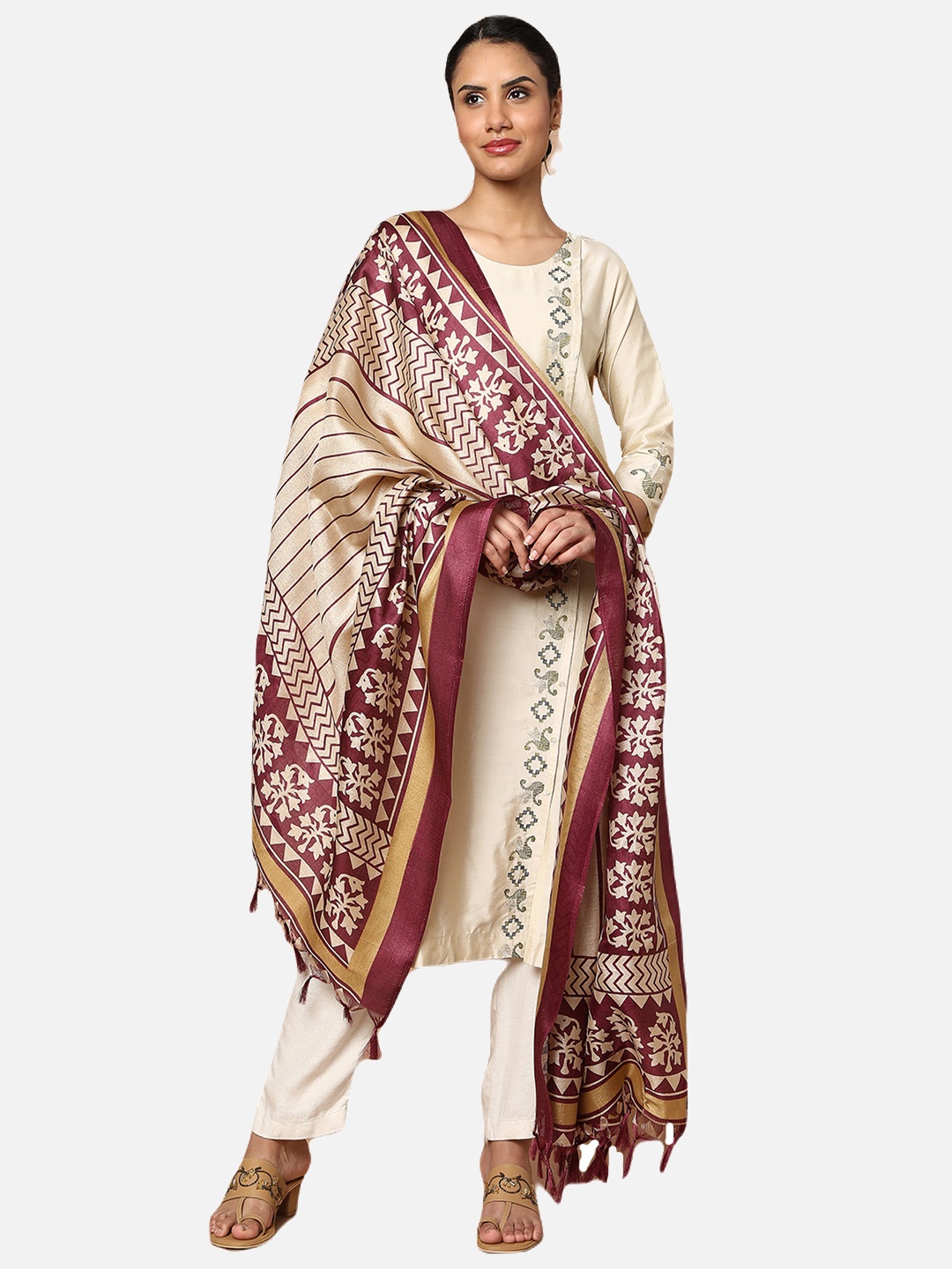 

SALWAR STUDIO Maroon & Cream-Coloured Printed Dupatta