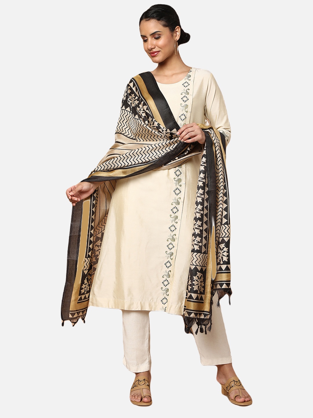 

SALWAR STUDIO Printed Silk Blend Dupatta, Black
