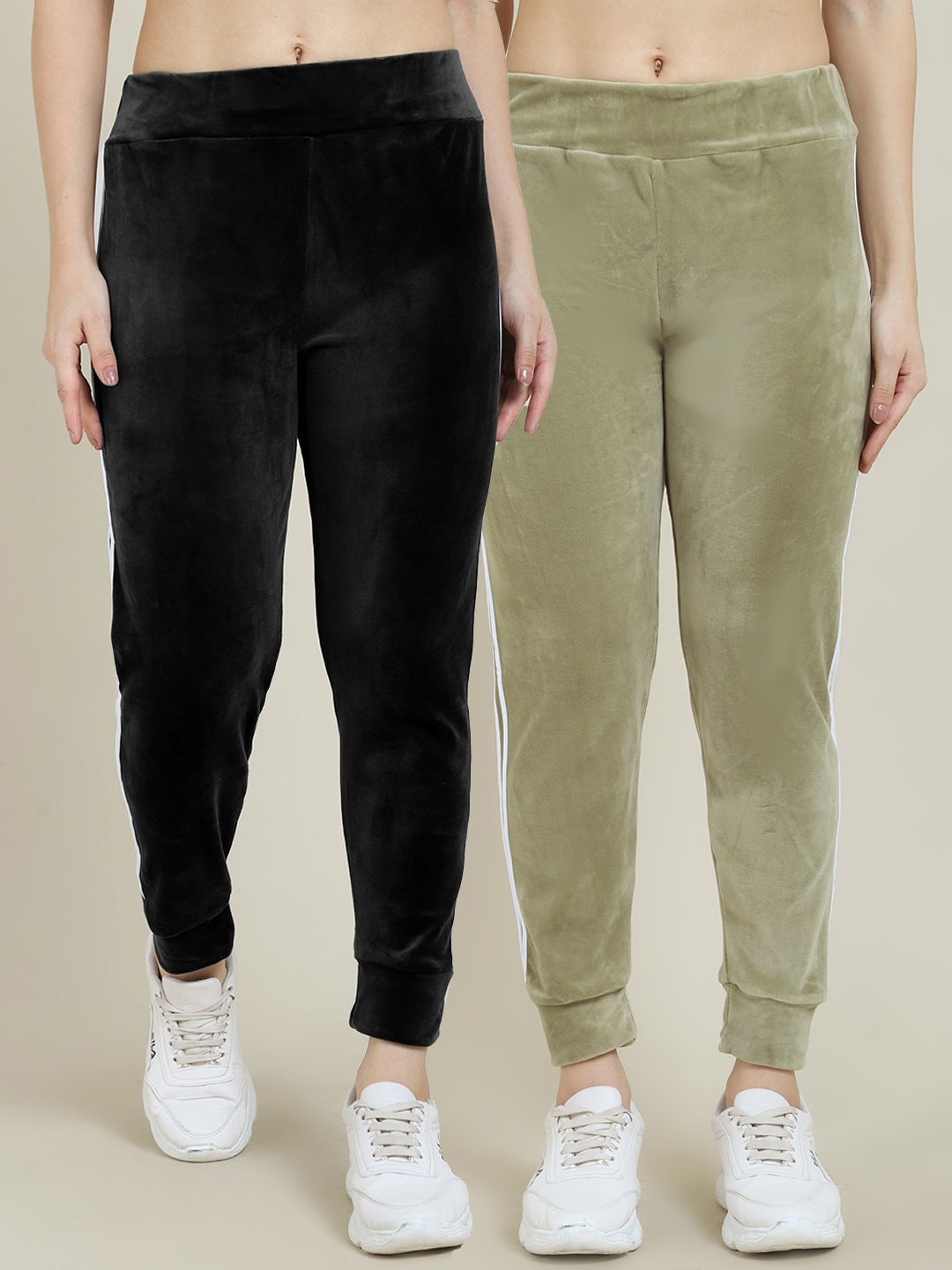 

Miaz Lifestyle Women Pack Of 2 Black & Green Solid Relaxed-Fit Joggers