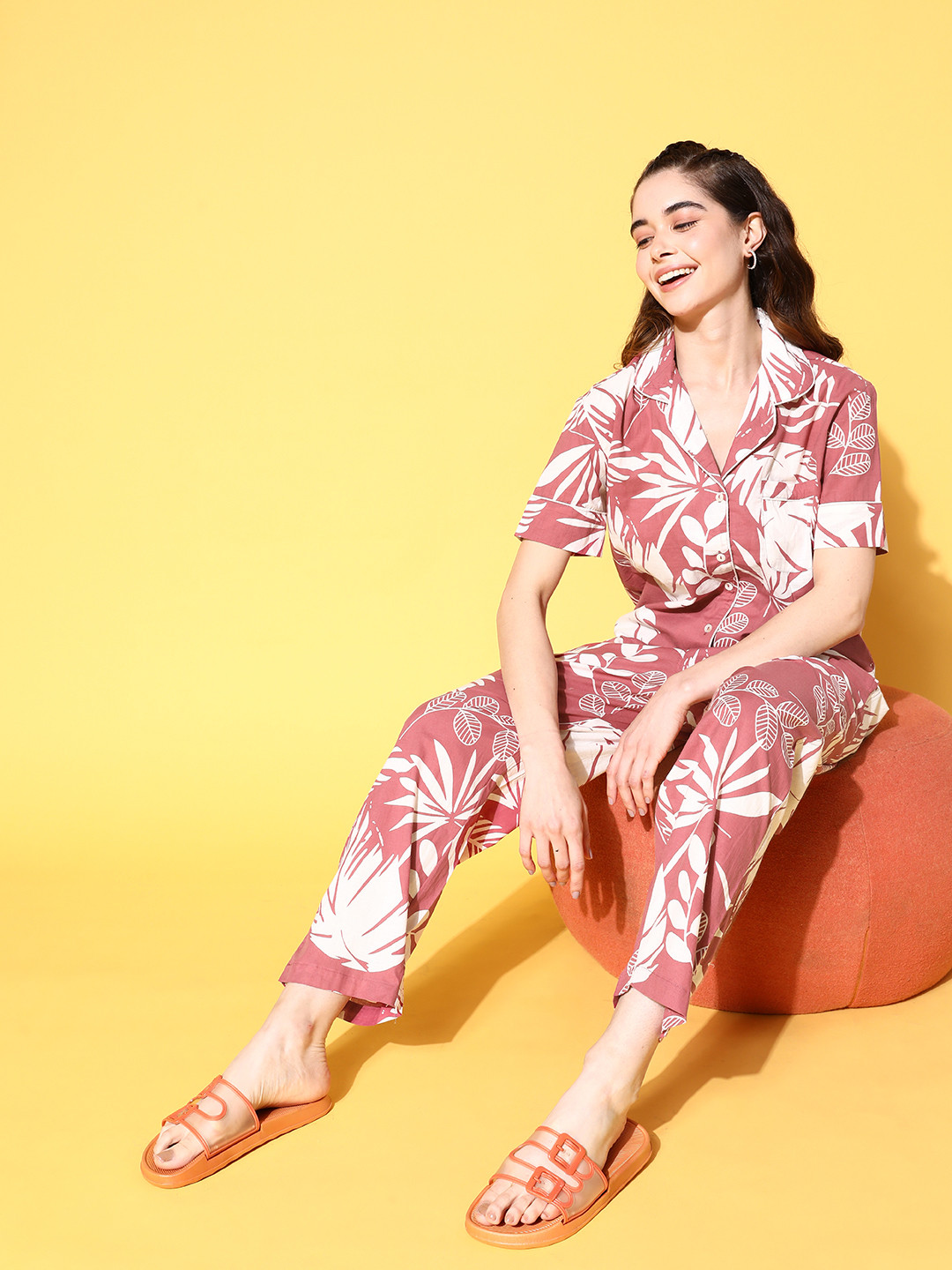 

SANSKRUTIHOMES Women Dusty Pink & White Pure Cotton Floral Printed Night suit, Rose