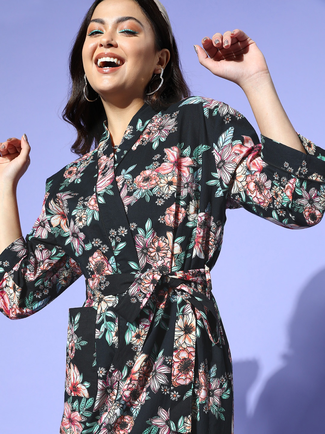 

SANSKRUTIHOMES Women Black & Pink Floral Printed Pure Cotton Robe with a Belt