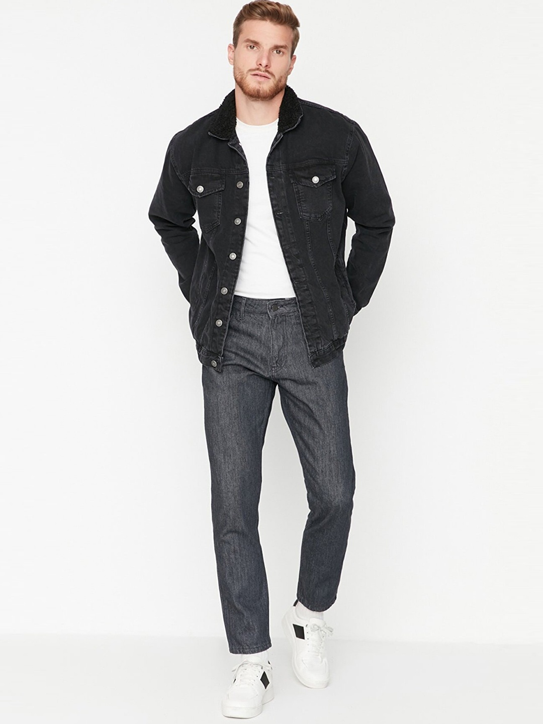 

Trendyol Men Charcoal Jeans
