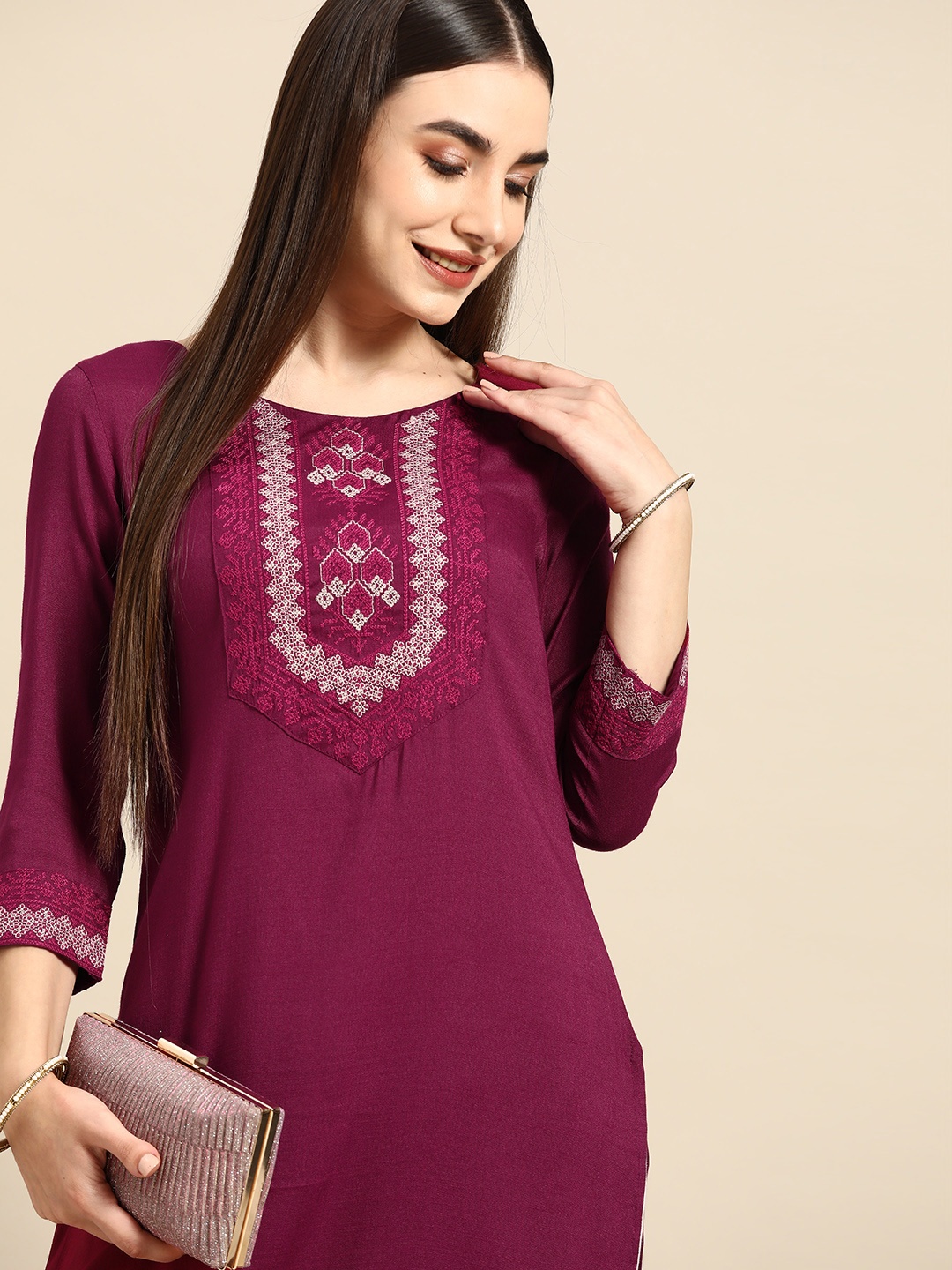 

Anouk Women Violet Embroidered Thread Work Kurta