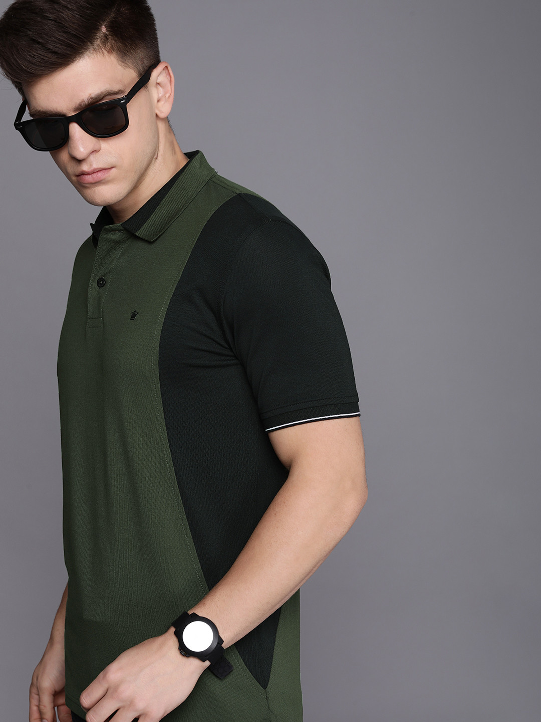 

Louis Philippe Men Olive Green & Black Colourblocked Polo Collar T-shirt