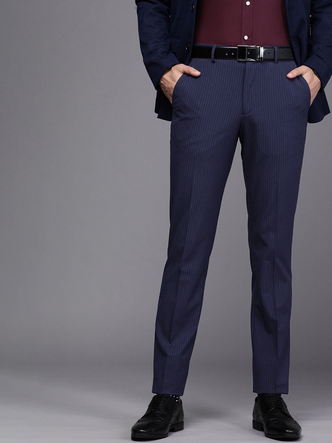 

Louis Philippe Men Striped Slim Fit Formal Trousers, Navy blue