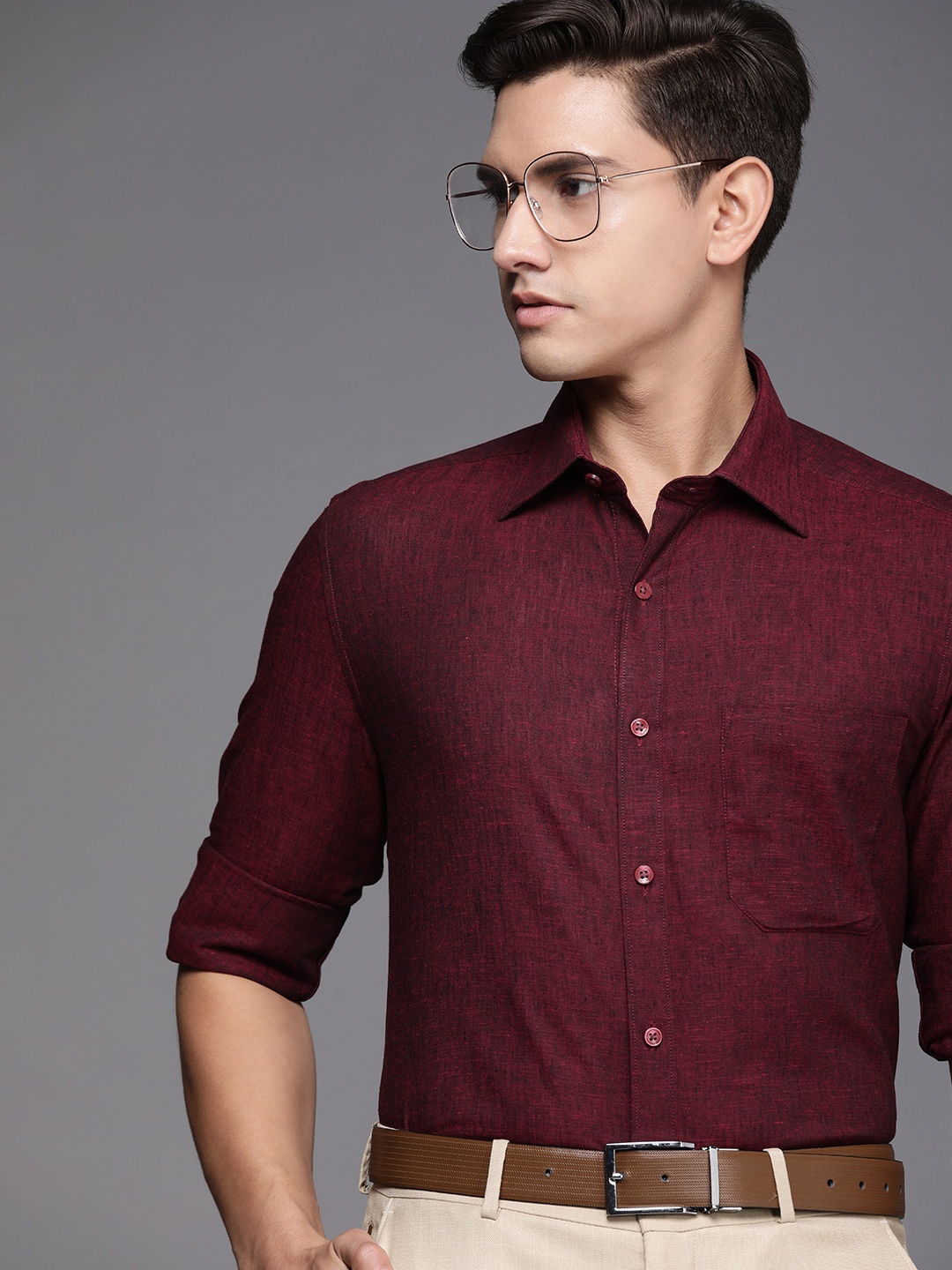 

Louis Philippe Classic Fit Formal Shirt, Maroon