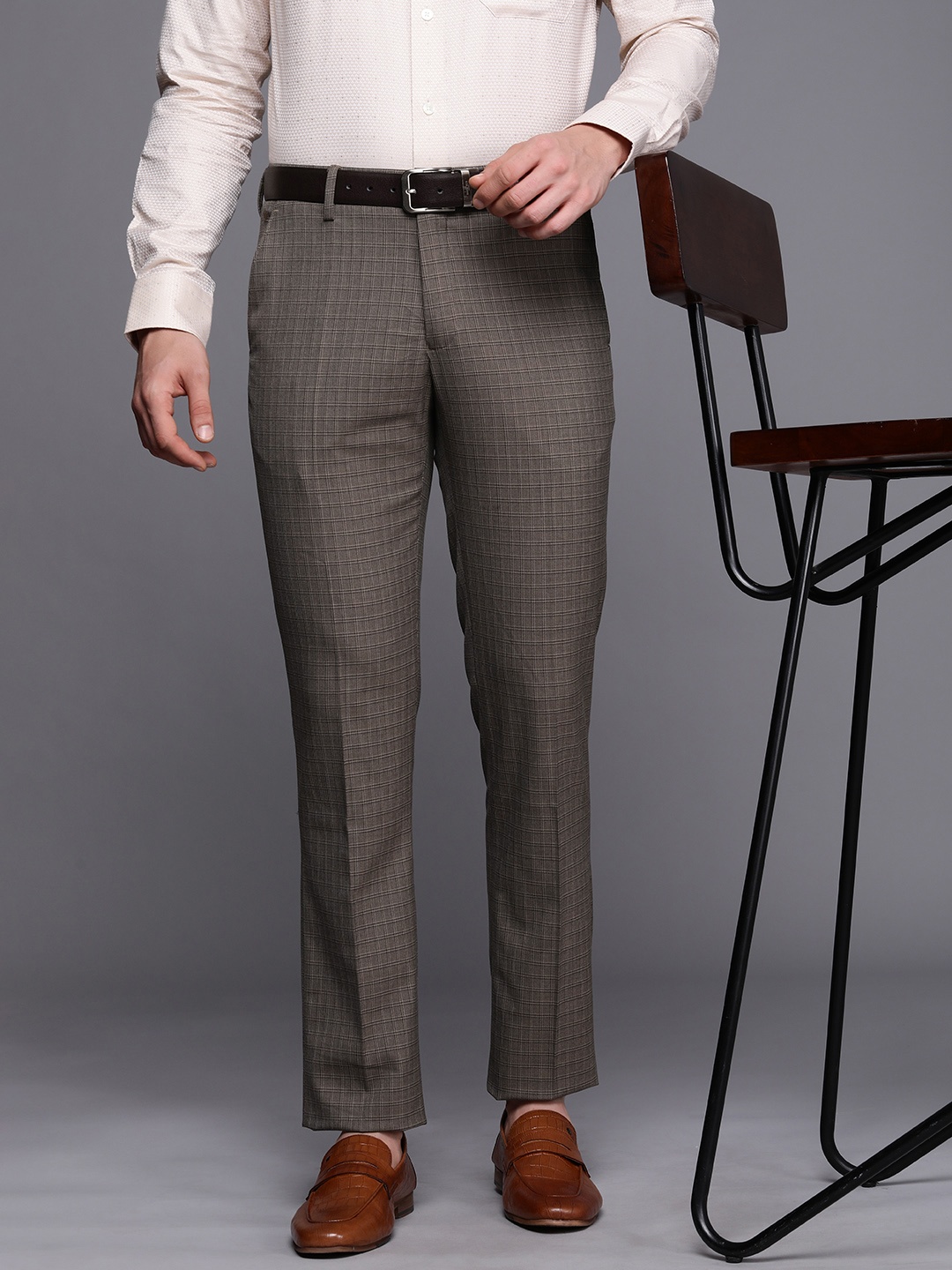 

Louis Philippe Men Brown Checked Slim Fit Formal Trousers
