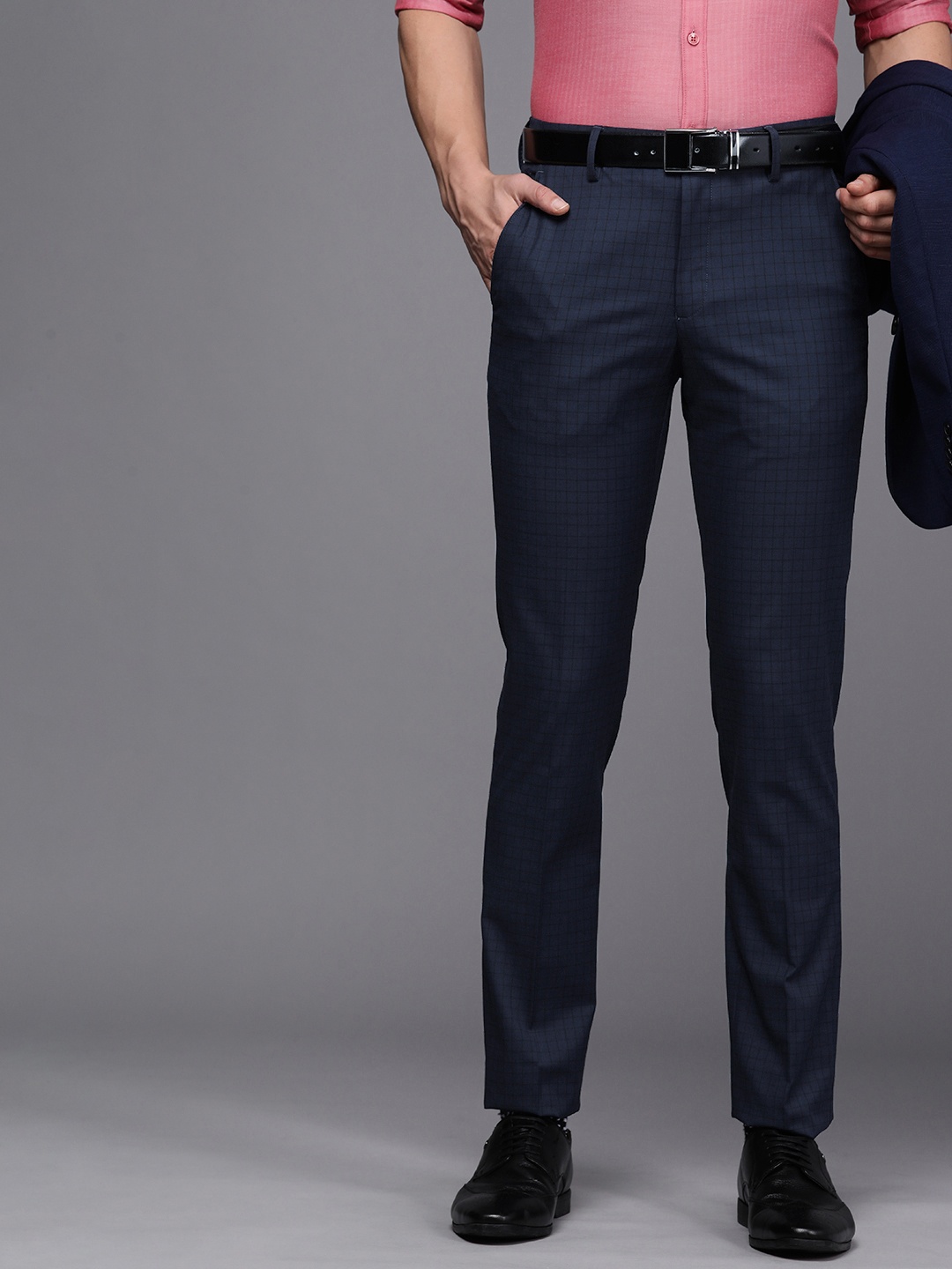 

Louis Philippe Men Checked Slim Fit Formal Trousers, Navy blue