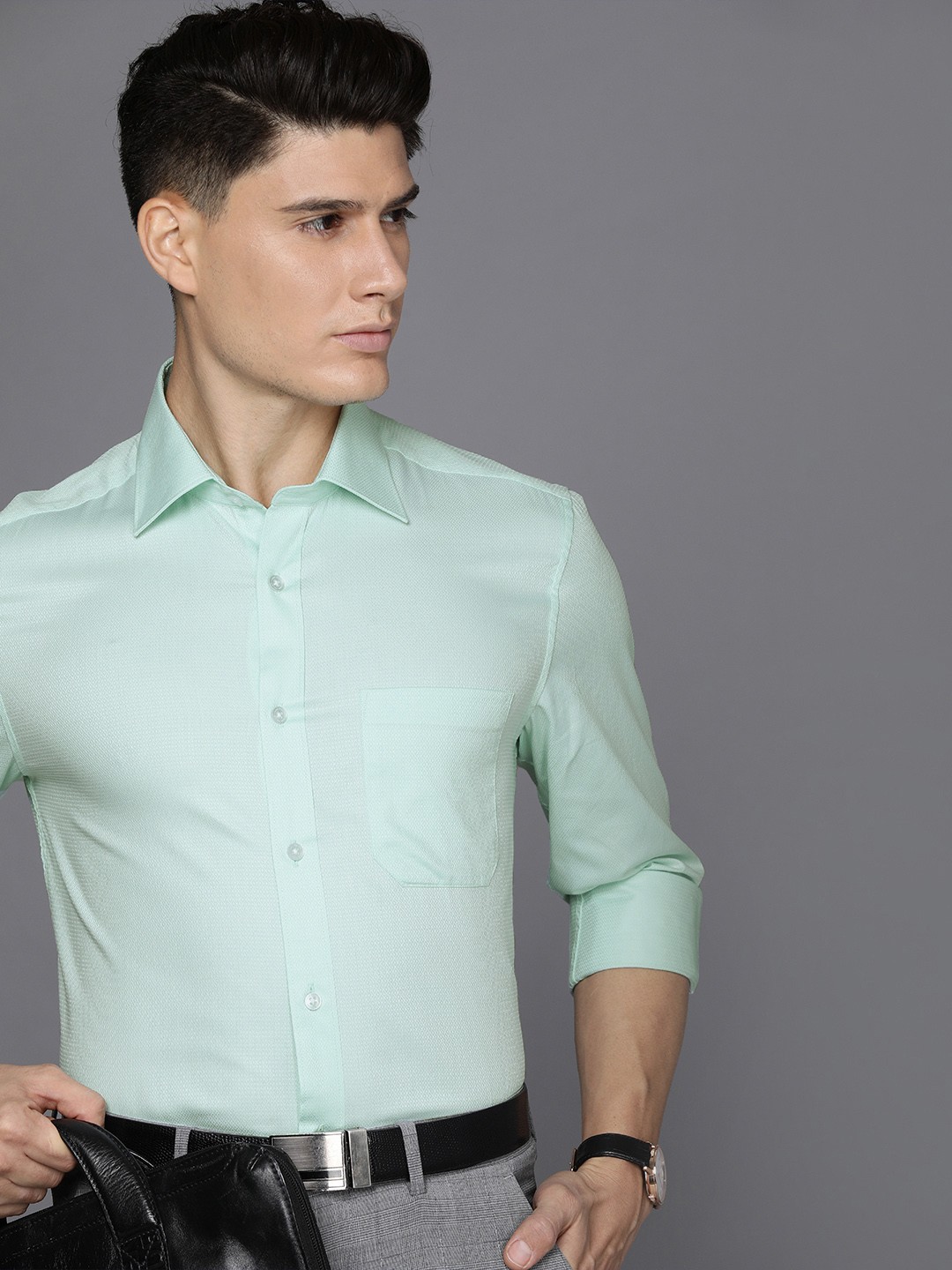 

Louis Philippe Men Green Classic Micro-Ditsy Printed Pure Cotton Formal Shirt