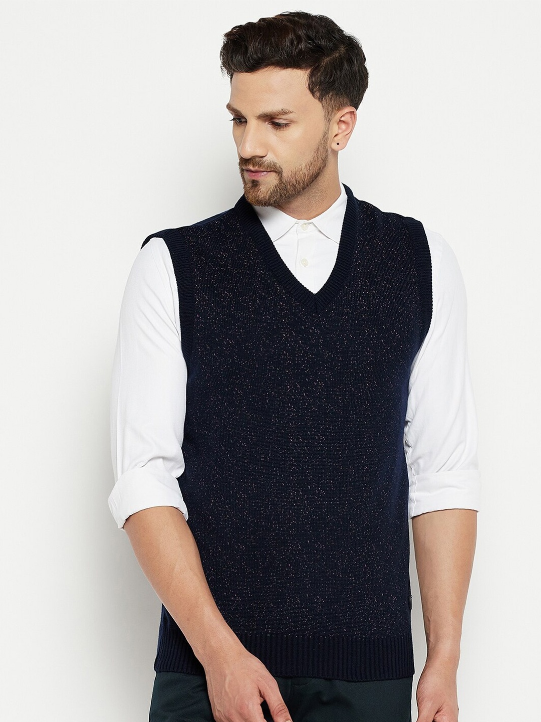 

Duke Men Blue & White Sweater Vest
