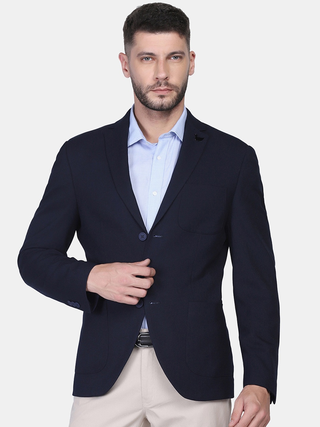 

Blackberrys Men Navy Blue Solid Slim-Fit Blazers