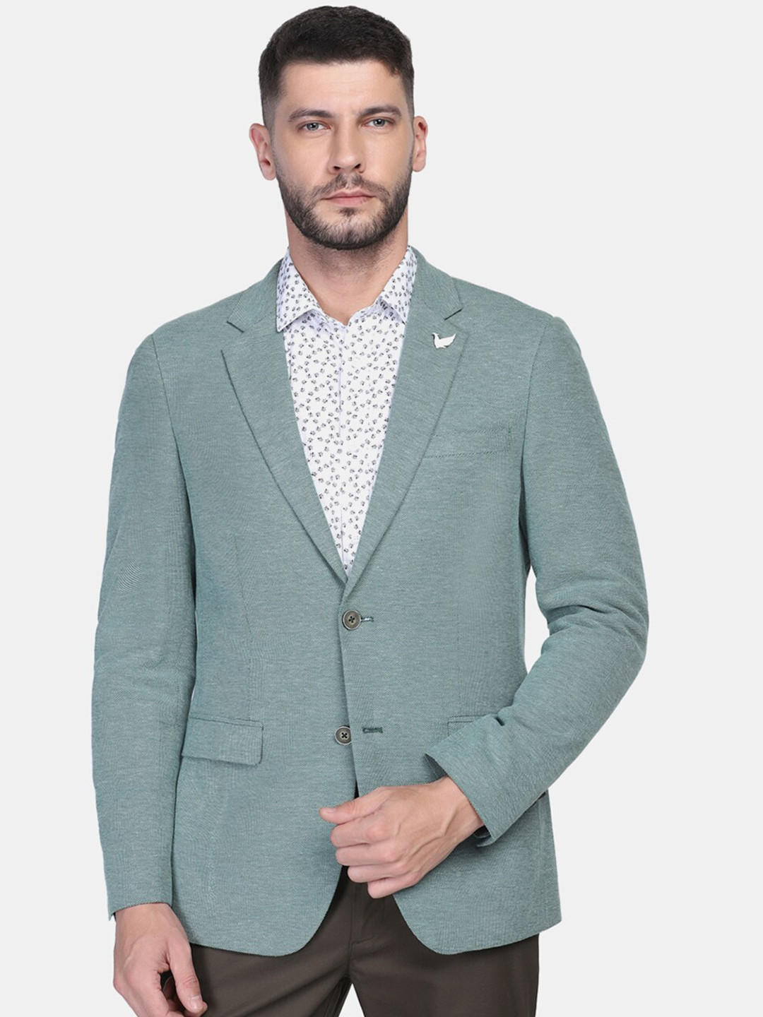 

Blackberrys Men Green Solid Single Breasted Blazer