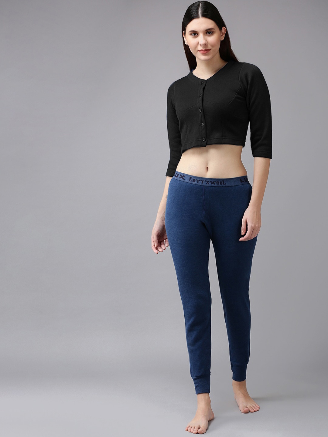 

Lux Cottswool Women Black & Blue Solid Wool Thermal Set