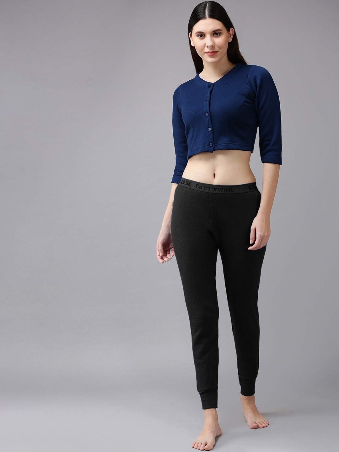 

Lux Cottswool Women Blue & Black Solid Thermal Set