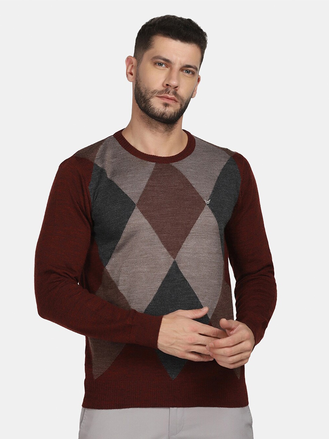 

Blackberrys Men Burgundy & Grey Printed Round Neck Wool Pullover