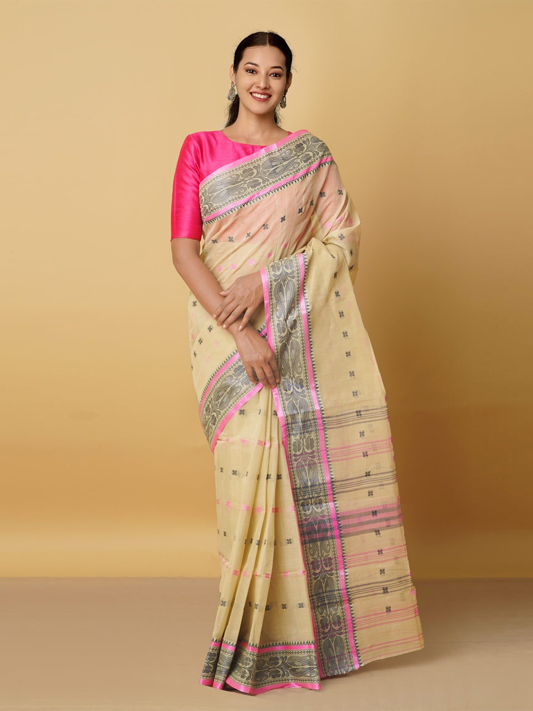 

Unnati Silks Cream-Coloured & Pink Woven Design Pure Cotton Taant Saree