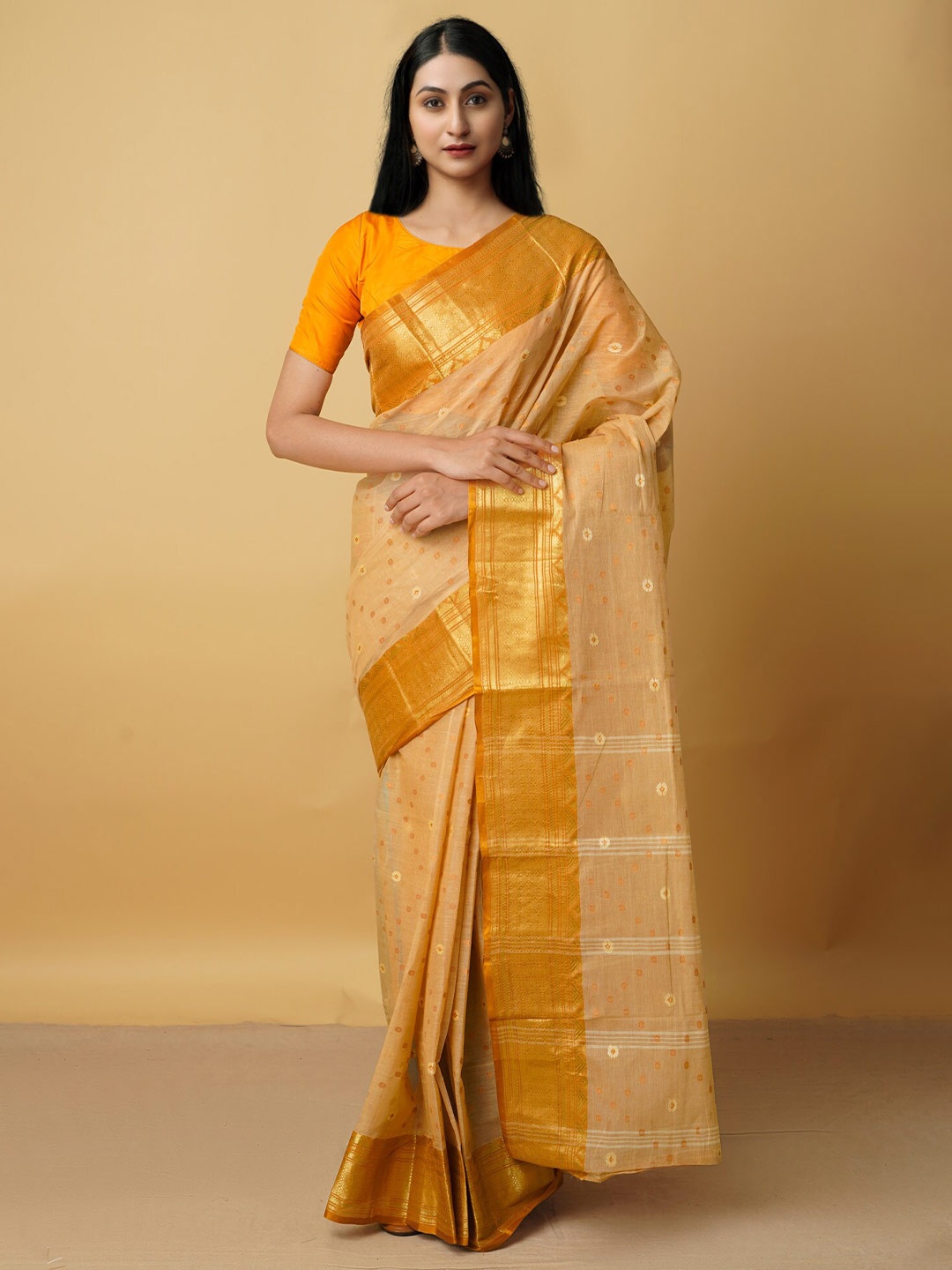 

Unnati Silks Brown & Gold-Toned Zari Handloom Pure Cotton Taant Saree