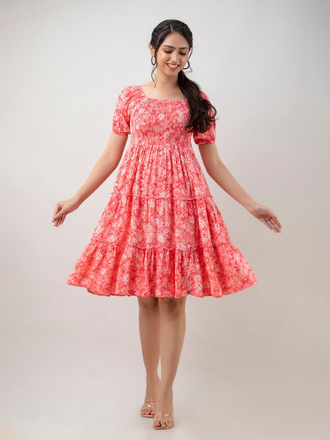 

Aawari Women Pink & White Floral Dress