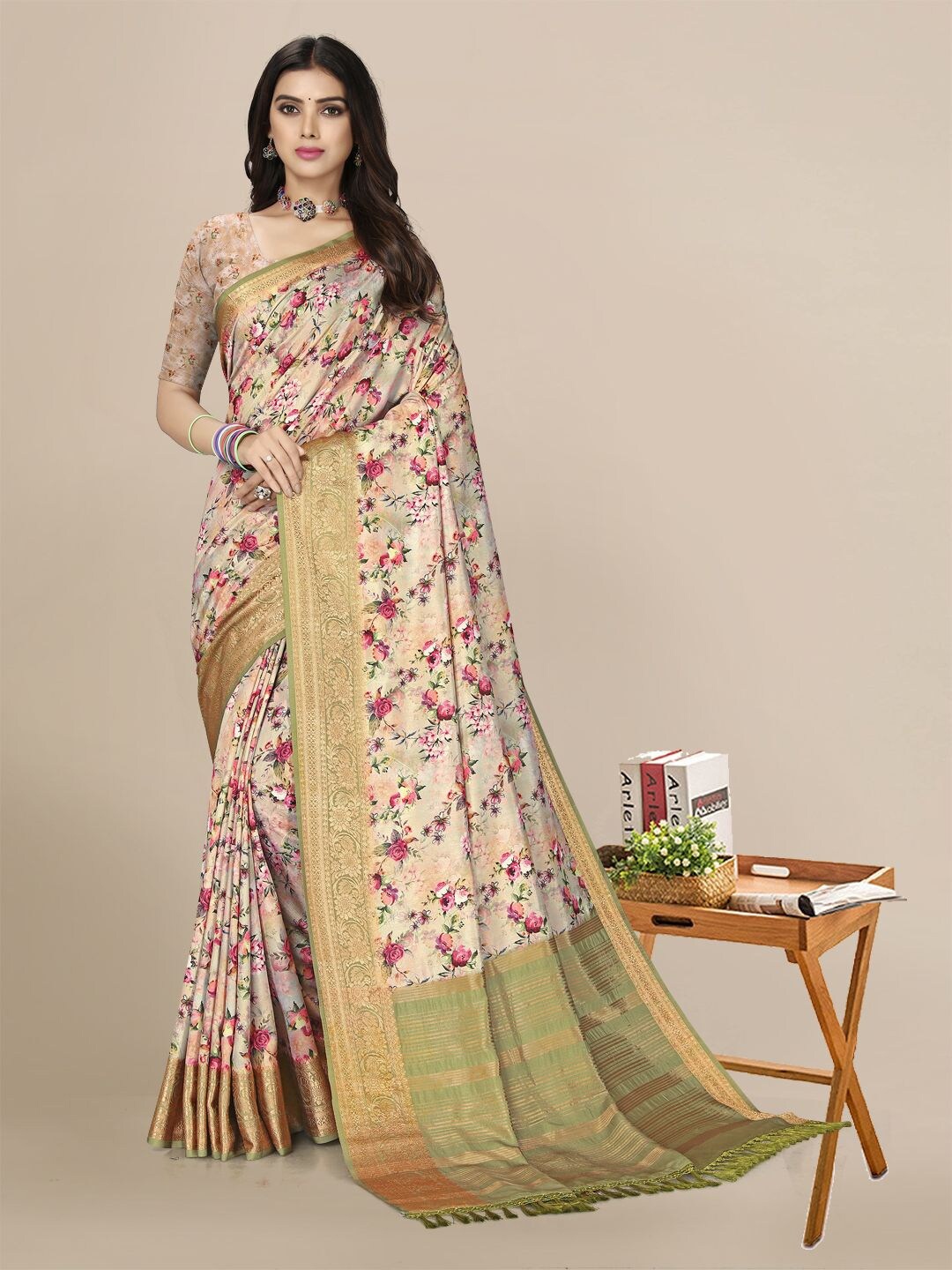 

Mitera Beige & Gold-Toned Woven Design Zari Silk Blend Banarasi Saree